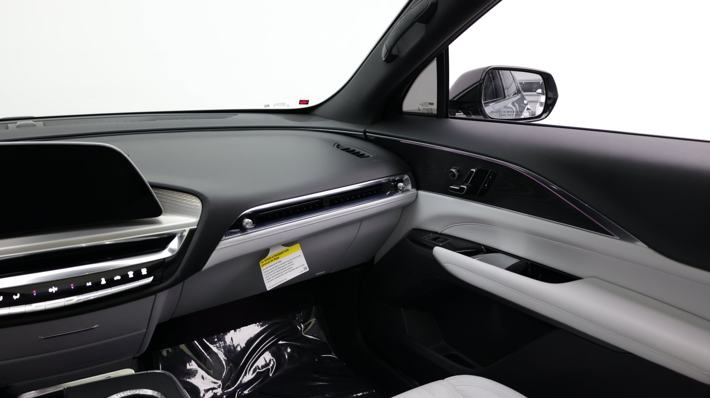 Used 2024 Cadillac Lyriq Luxury RWD image 35