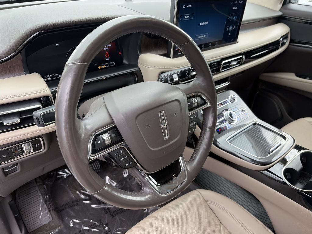 Certified 2023 Lincoln Nautilus Reserve AWD/4WD image 20