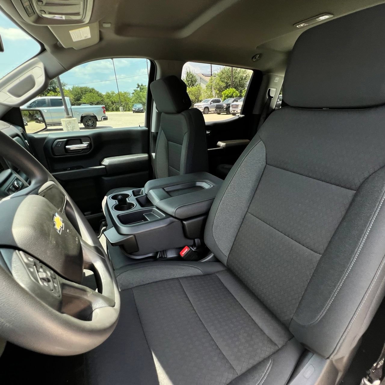 New 2026 Chevrolet Silverado 1500 Custom w/ LPO, Dark Essentials Package AWD/4WD image 22