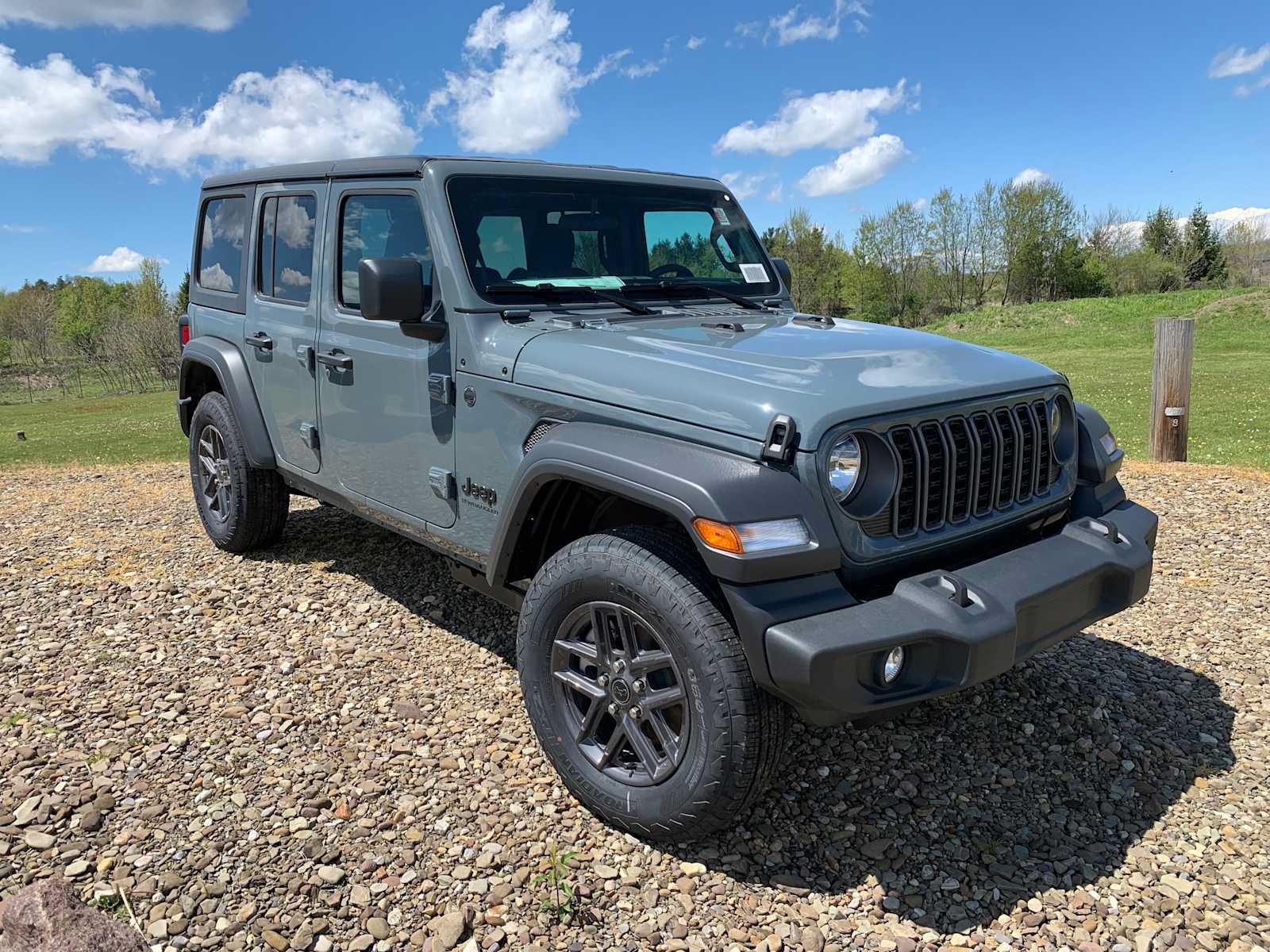 New 2026 Jeep Wrangler Unlimited Sport AWD/4WD image 3