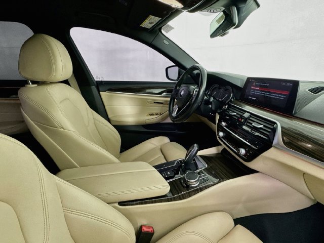 Used 2019 BMW 530i RWD image 26