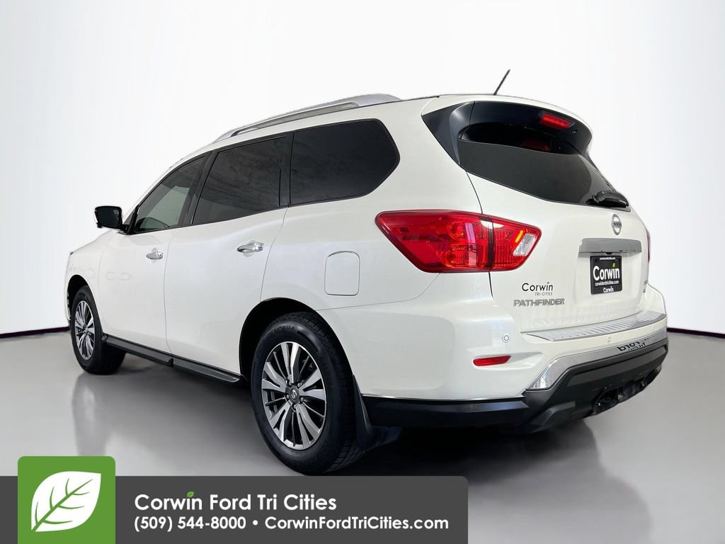 Used 2017 Nissan Pathfinder SL w/ Cargo Package AWD/4WD image 11