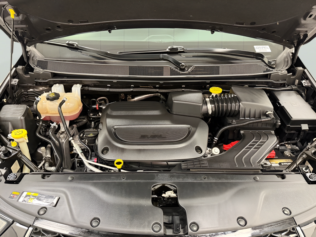 Used 2022 Chrysler Pacifica Touring-L FWD image 24