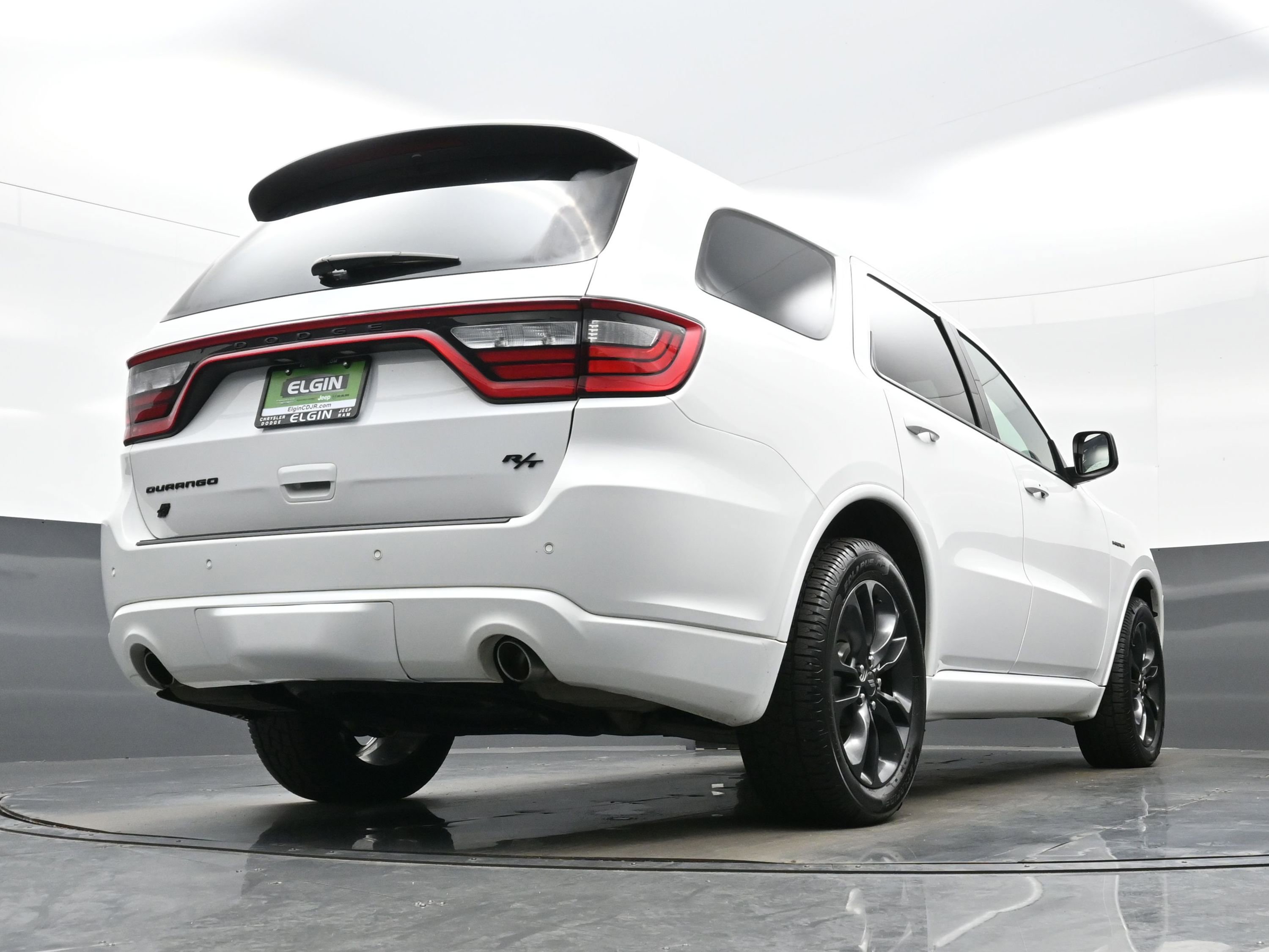 Used 2022 Dodge Durango R/T w/ Blacktop Package image 31
