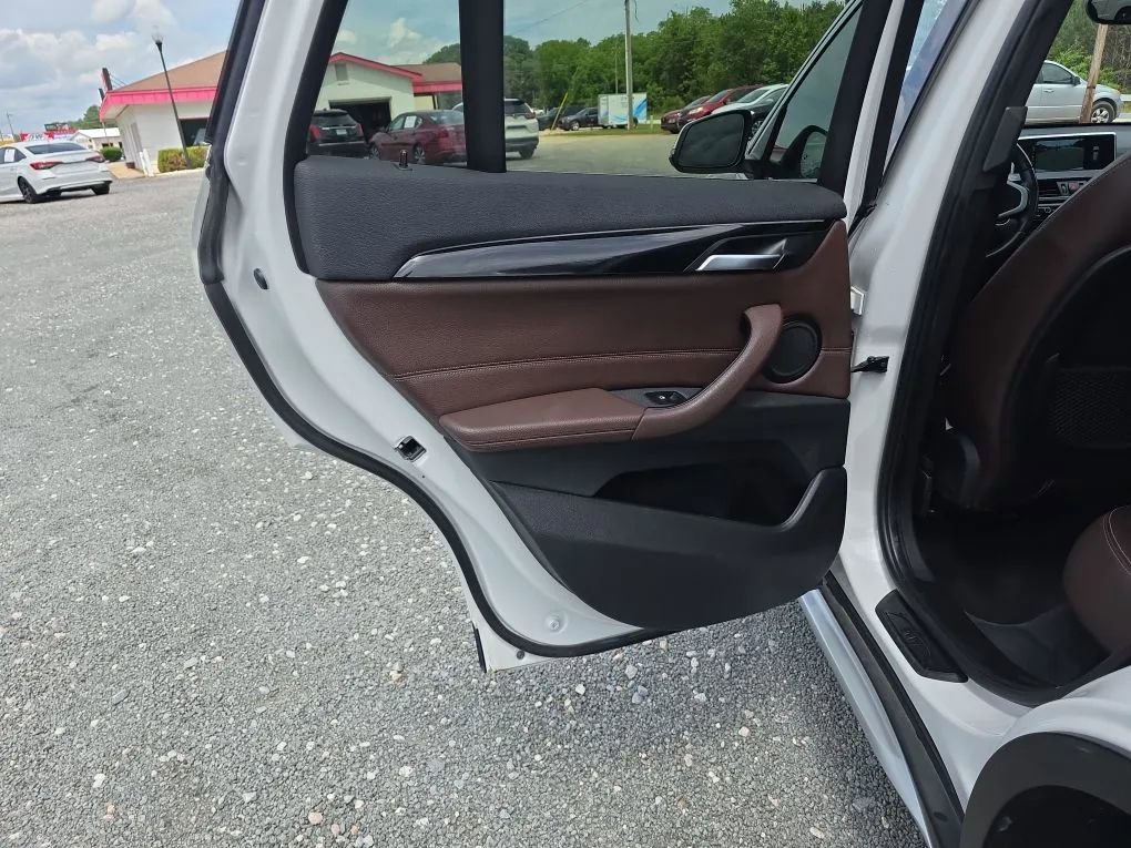 Used 2017 BMW X1 xDrive28i AWD/4WD image 42