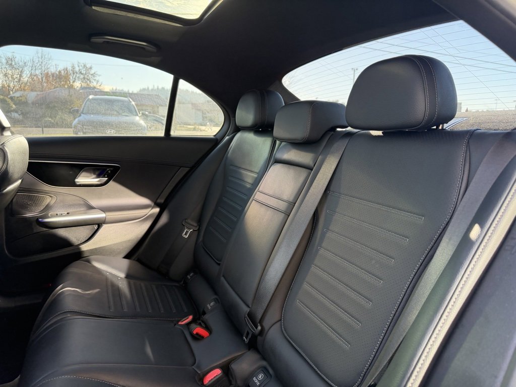 Used 2022 Mercedes-Benz C 300 4MATIC Sedan image 28