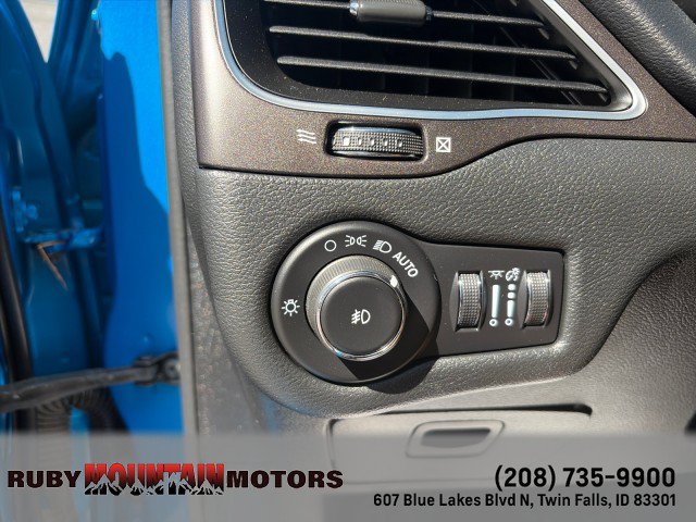 Used 2021 Jeep Cherokee Trailhawk AWD/4WD image 17