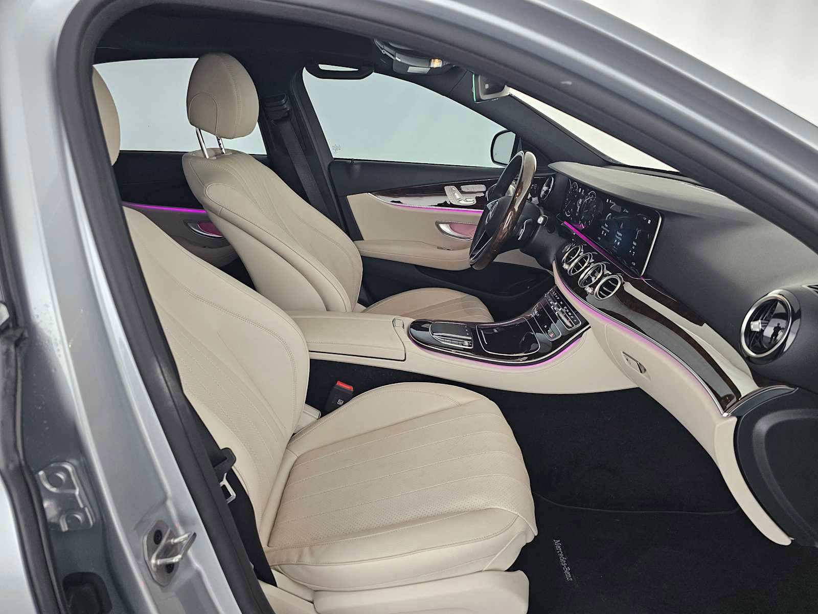 Used 2023 Mercedes-Benz E 350 Sedan image 10