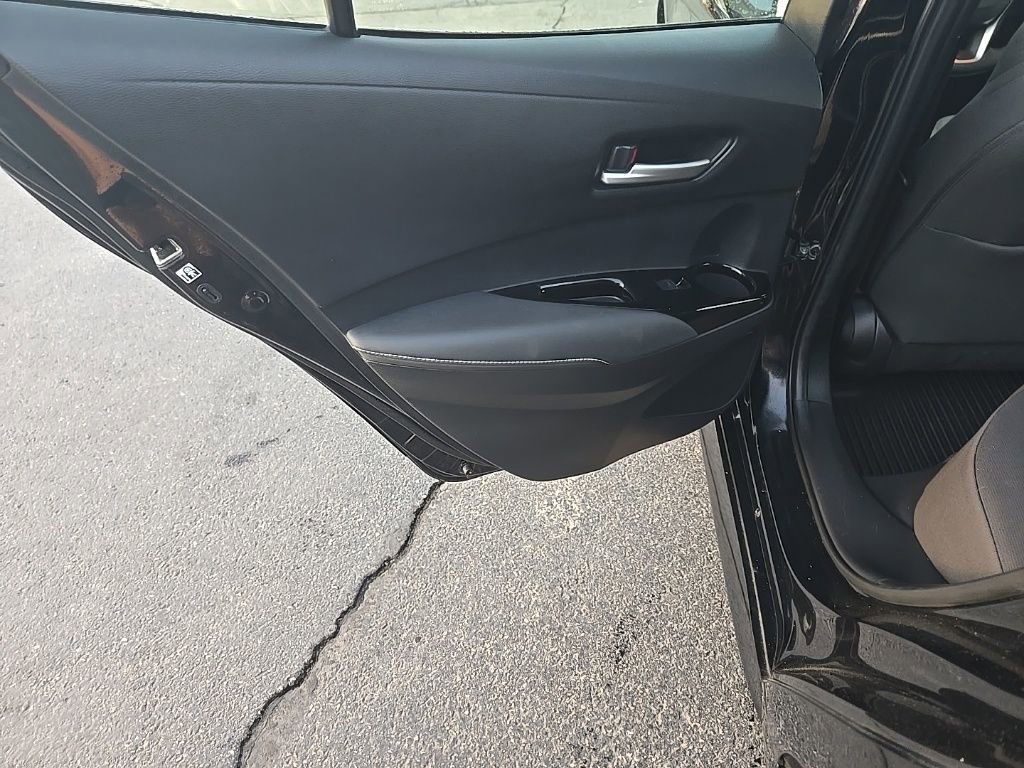 Used 2019 Toyota Corolla SE w/ SE Option Package image 24