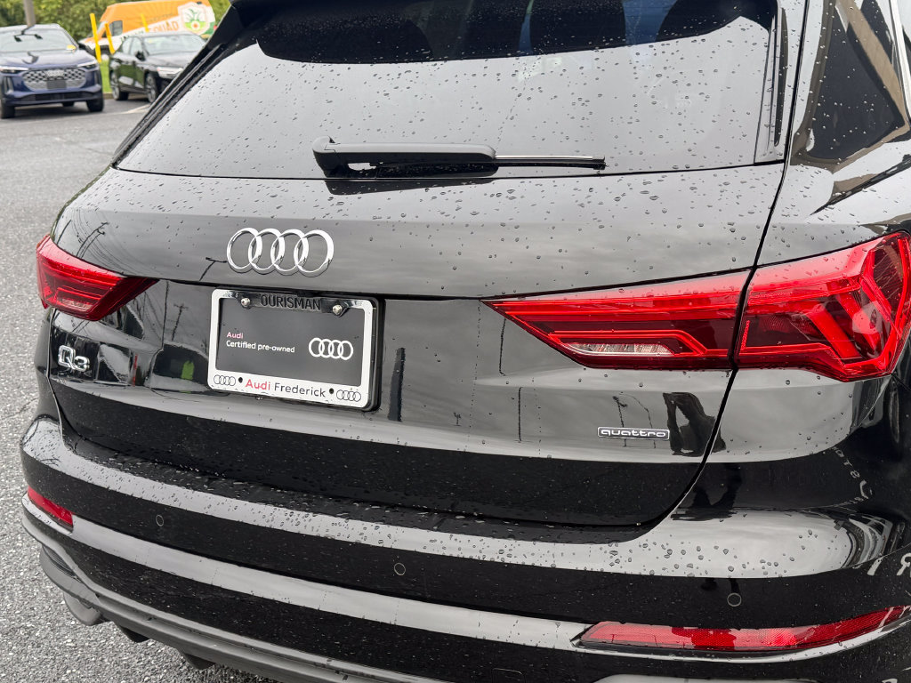 Certified 2025 Audi Q3 2.0T Premium w/ Convenience Package AWD/4WD image 12