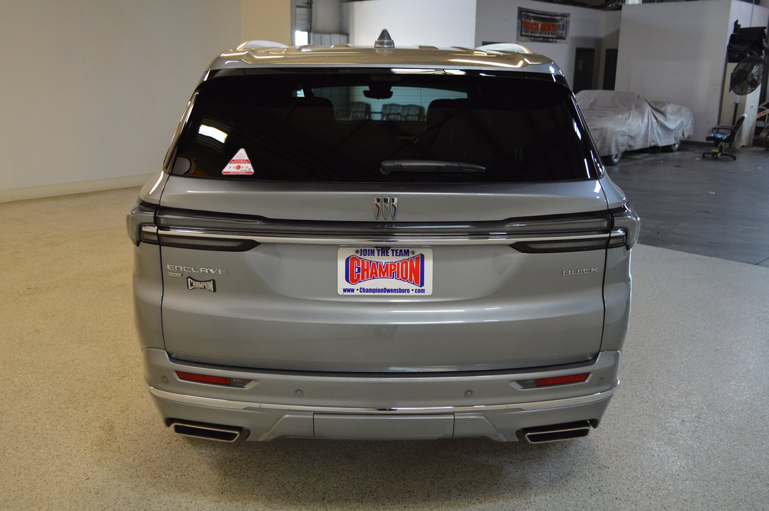 Used 2026 Buick Enclave Avenir w/ Super Cruise Package AWD/4WD image 4