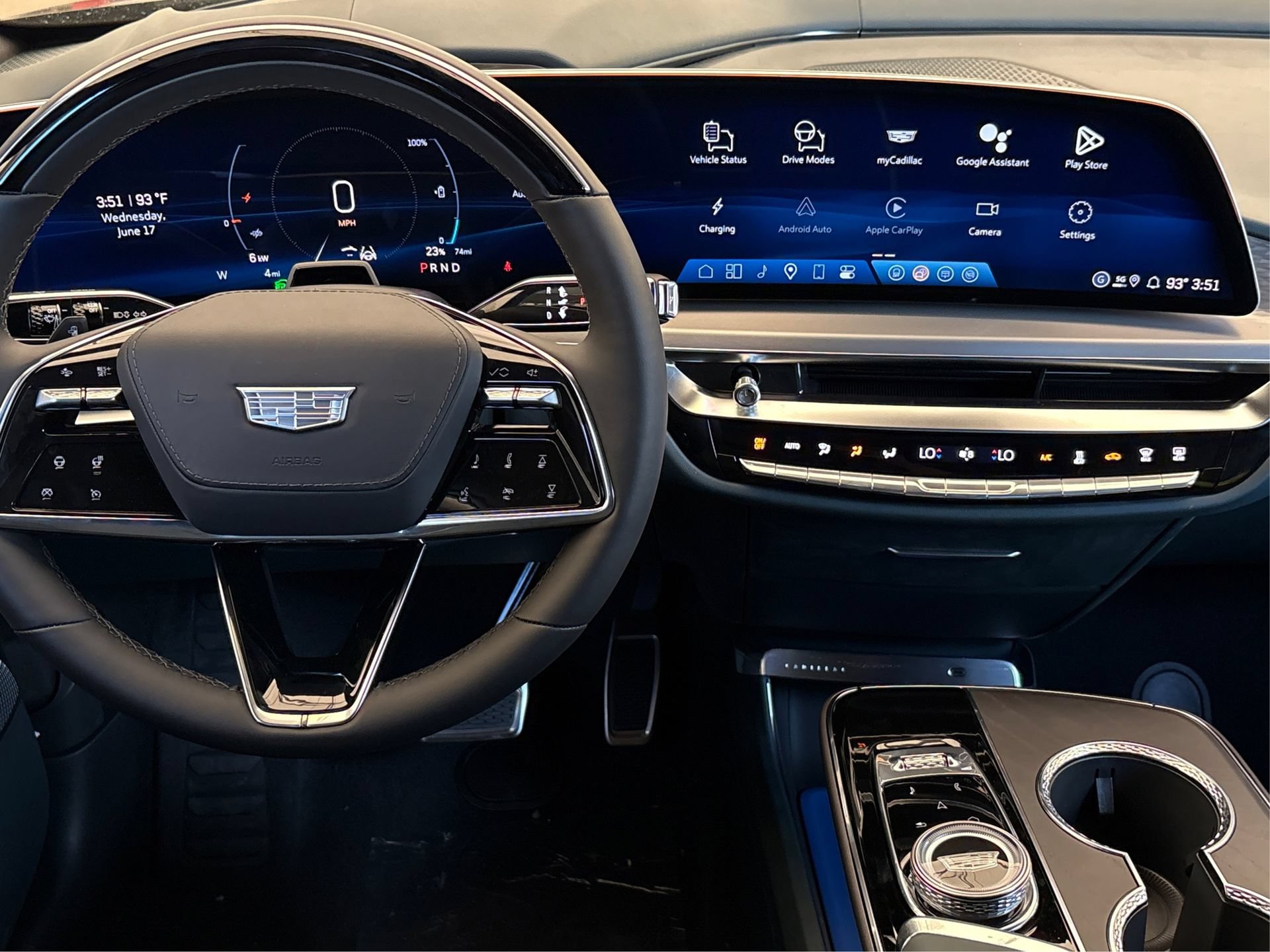 New 2026 Cadillac Lyriq Signature Luxury w/ Nappa Leather Package RWD image 16