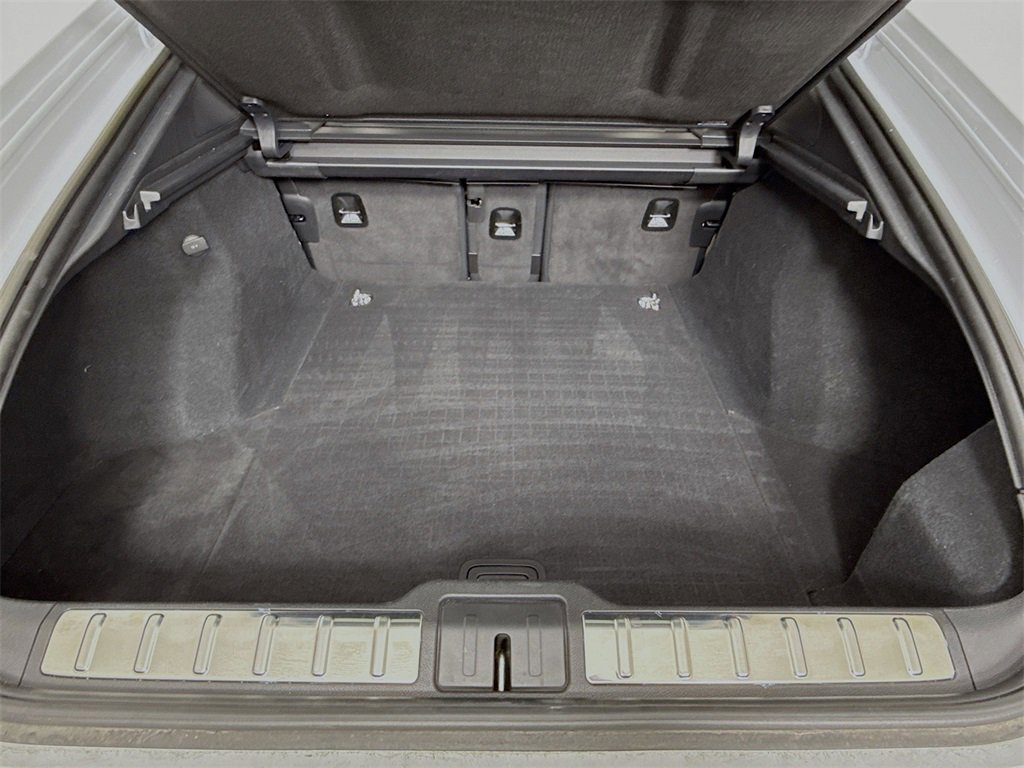 Certified 2025 Porsche Panamera GTS image 31