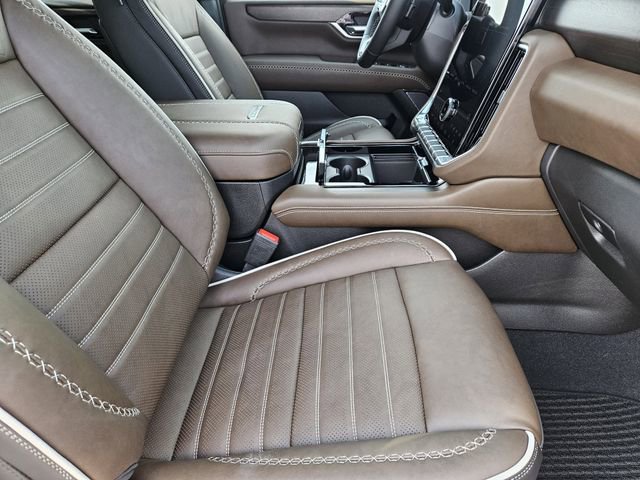 New 2026 GMC Yukon XL Denali Ultimate image 11