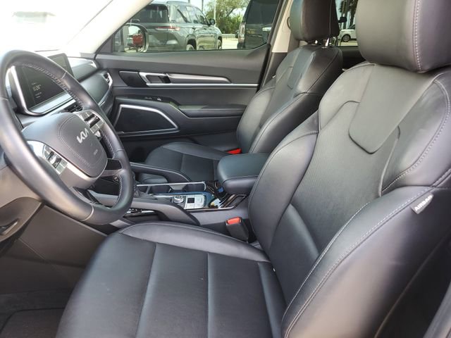 Used 2022 Kia Telluride LX image 17