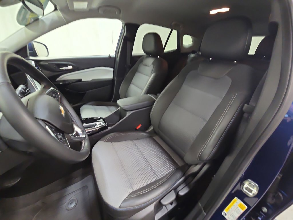 Certified 2024 Chevrolet Trax LT w/ Driver Confidence Package FWD image 26