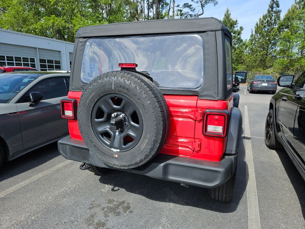 Used 2025 Jeep Wrangler Sport image 7