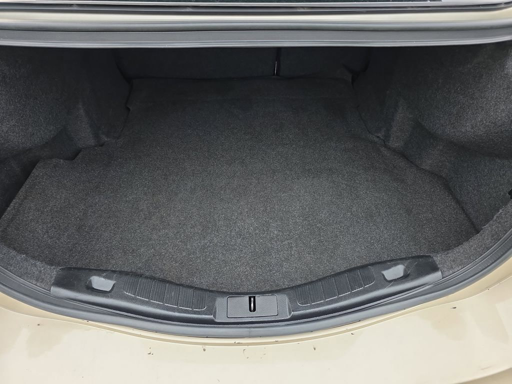 Used 2018 Ford Fusion Titanium image 14