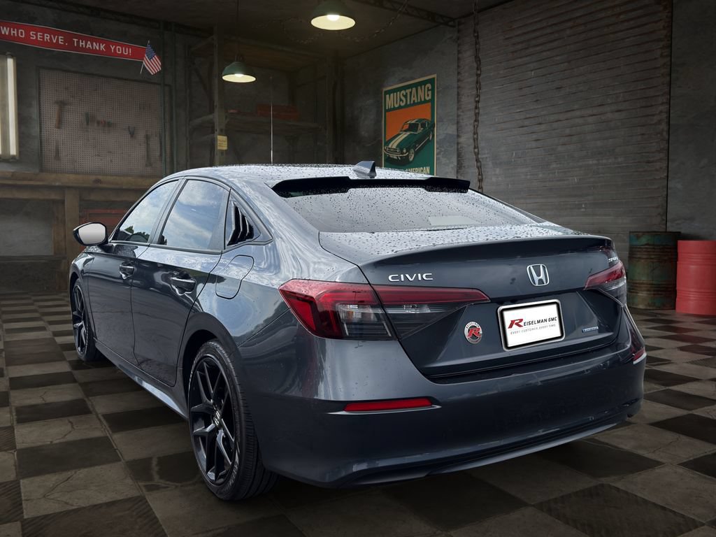 Used 2025 Honda Civic Sport image 5