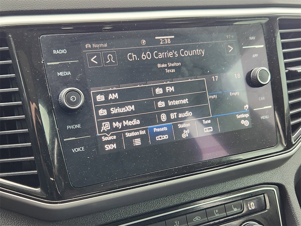 Used 2022 Volkswagen Atlas SEL Premium image 11