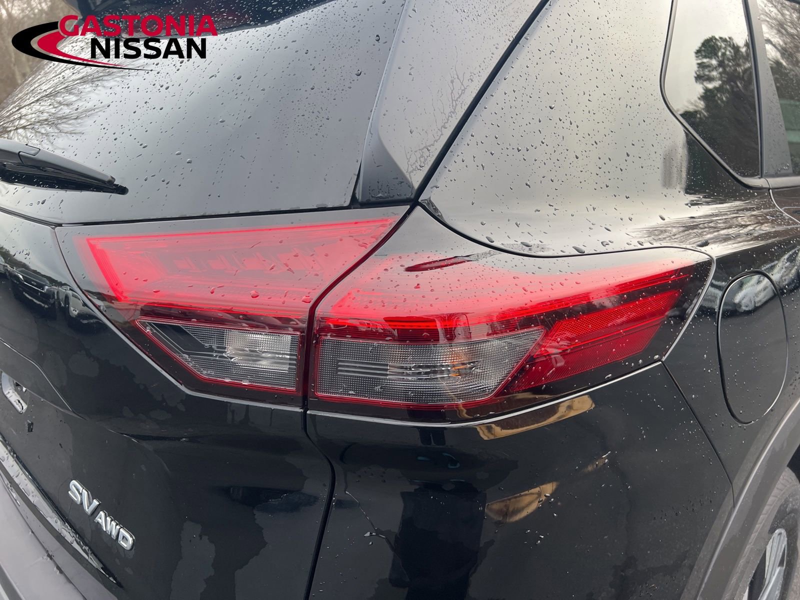 Used 2023 Nissan Rogue SV image 18