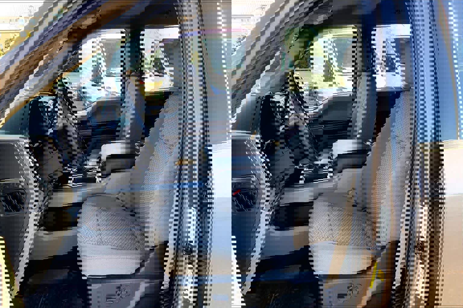 Certified 2020 Ford F150 XLT w/ Equipment Group 302A Luxury image 7