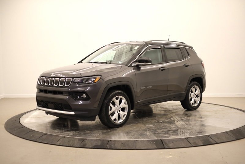 Used 2022 Jeep Compass Limited image 7