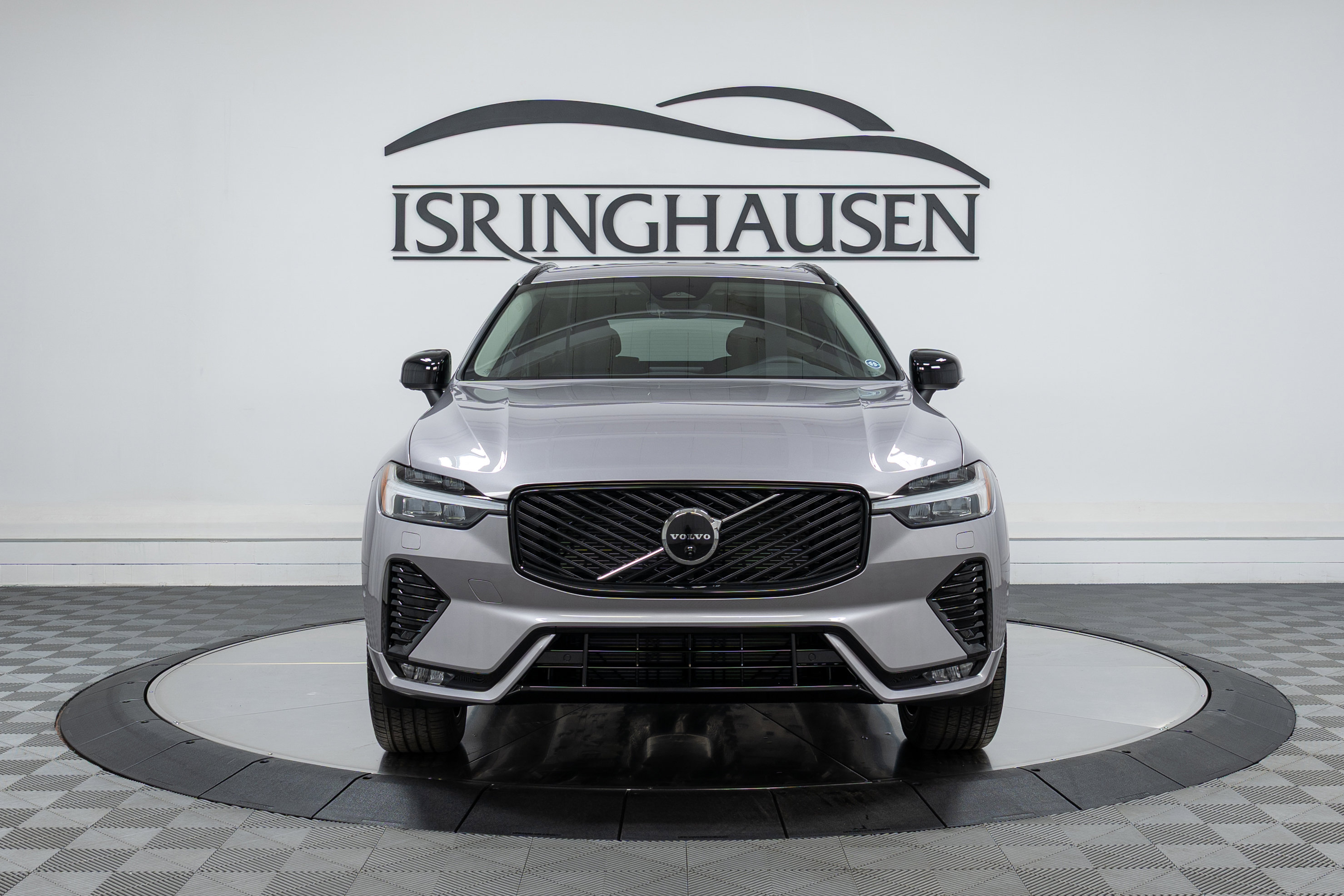 New 2026 Volvo XC60 B5 Plus w/ Climate Package image 2