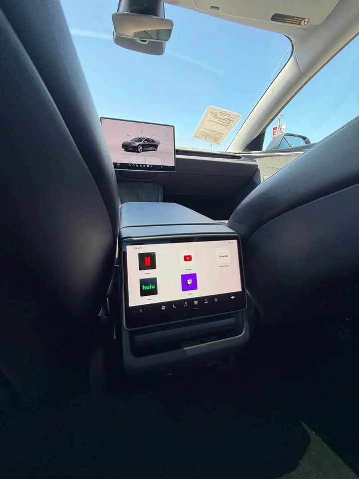 Used 2024 Tesla Model 3 Standard Range RWD image 8