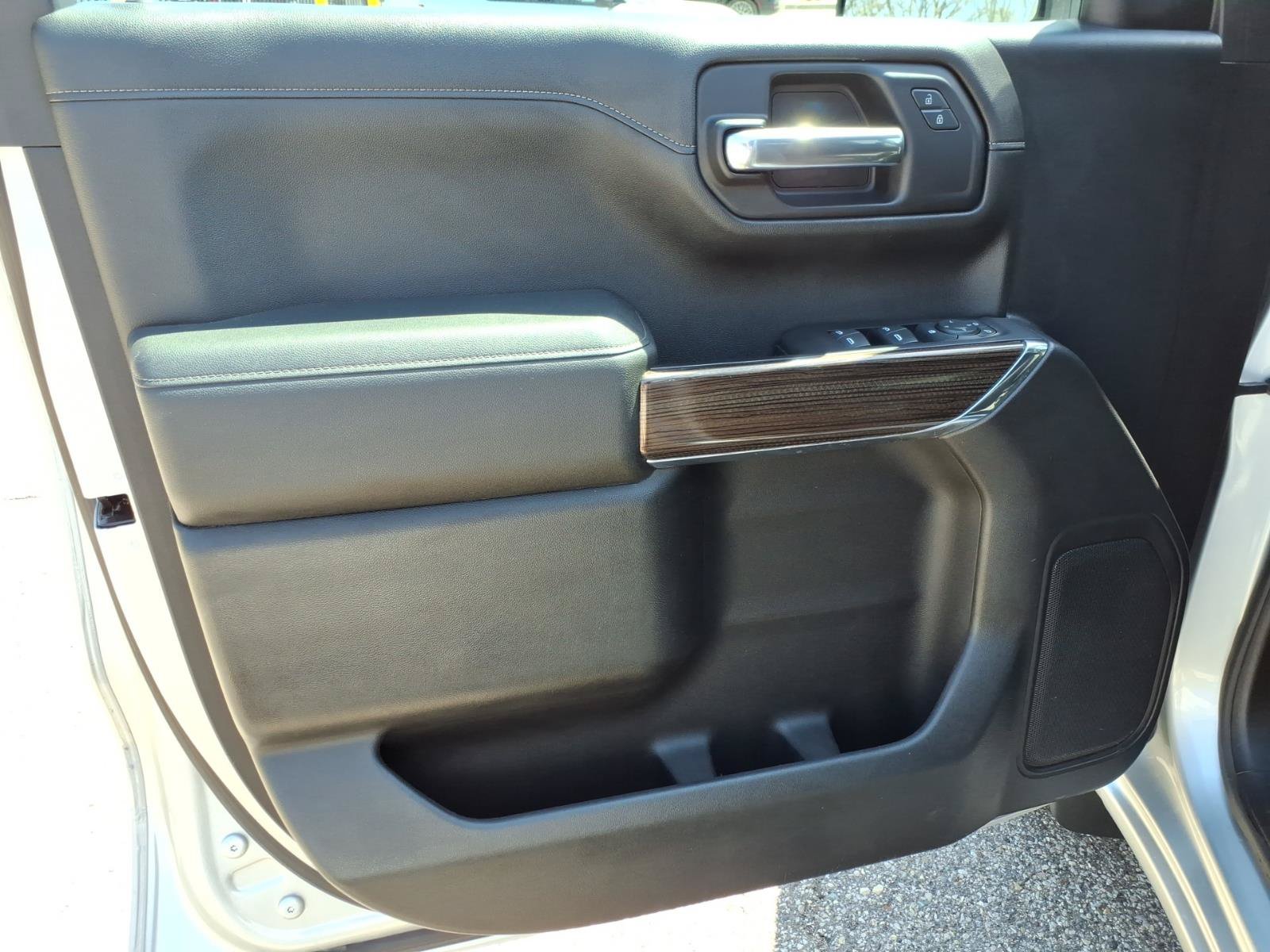 Used 2019 Chevrolet Silverado 1500 LT AWD/4WD image 15