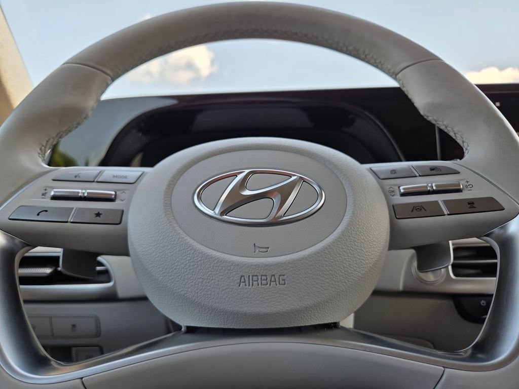 Used 2023 Hyundai Palisade Limited w/ Cargo Package AWD/4WD image 37