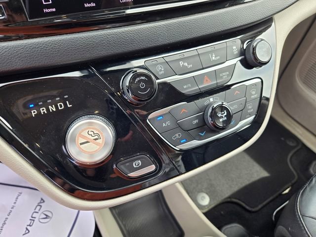 Used 2022 Chrysler Pacifica Touring-L FWD image 27