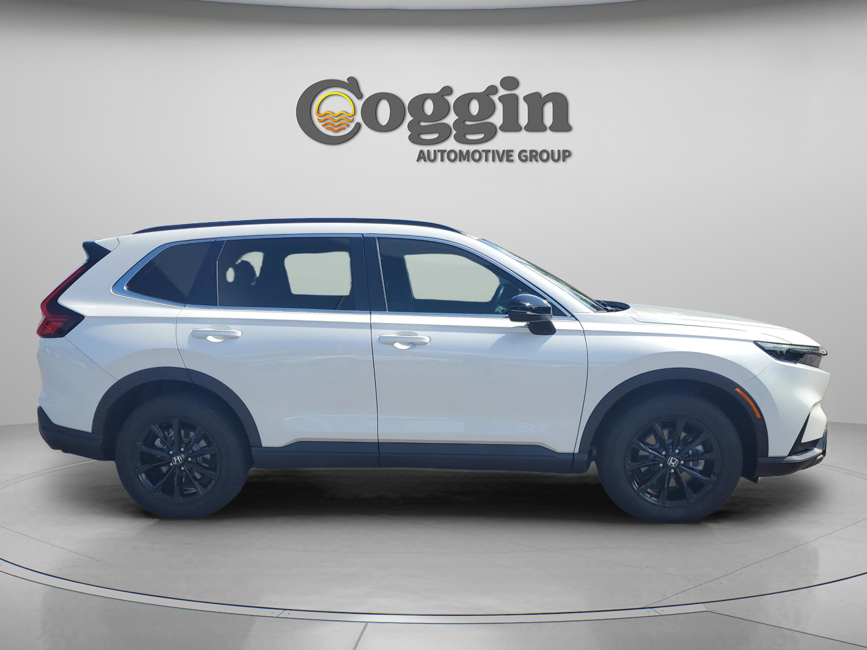 Certified 2025 Honda CR-V Sport image 4