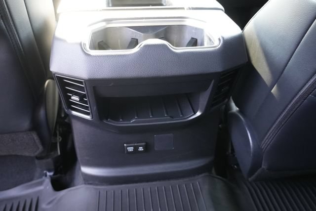 Used 2025 Toyota Tundra Limited AWD/4WD image 16