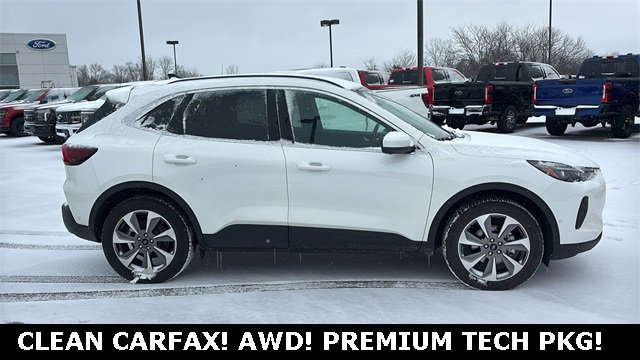 Used 2024 Ford Escape Platinum w/ Premium Technology Package image 29