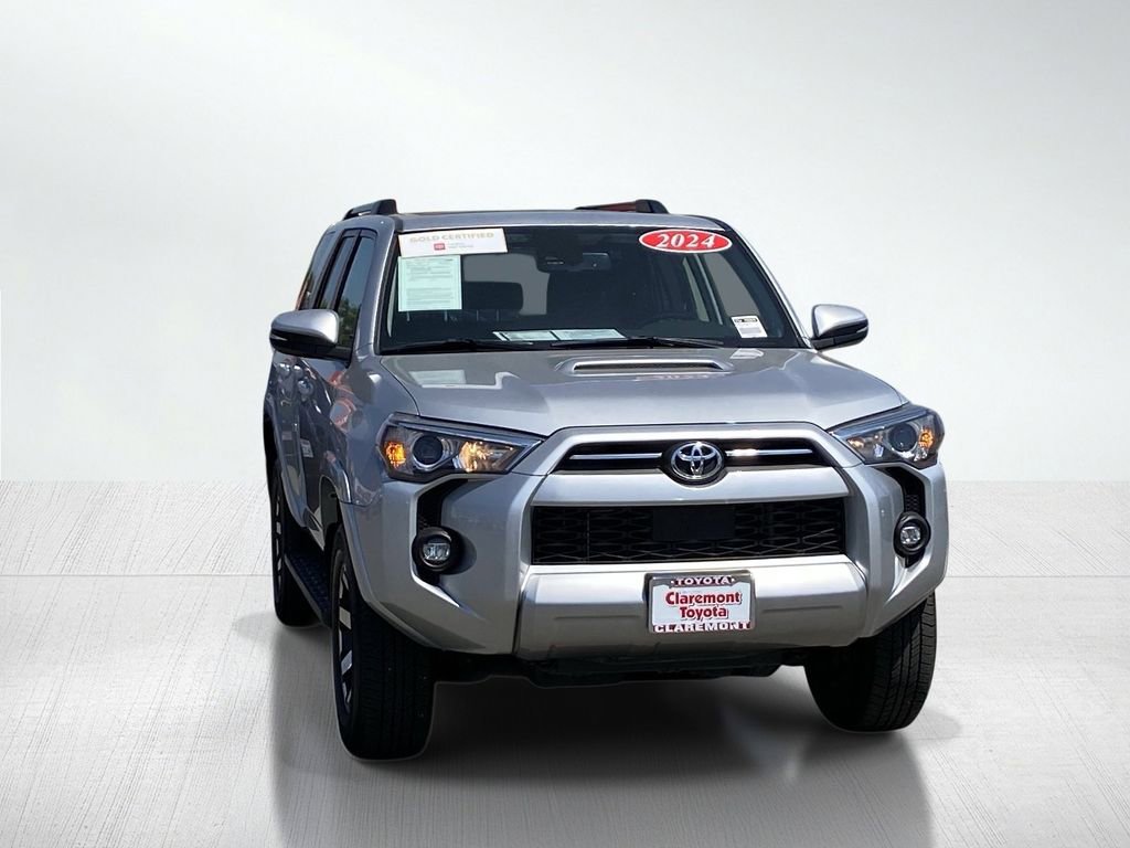 Certified 2024 Toyota 4Runner TRD Off-Road Premium w/ Moonroof Package AWD/4WD image 12