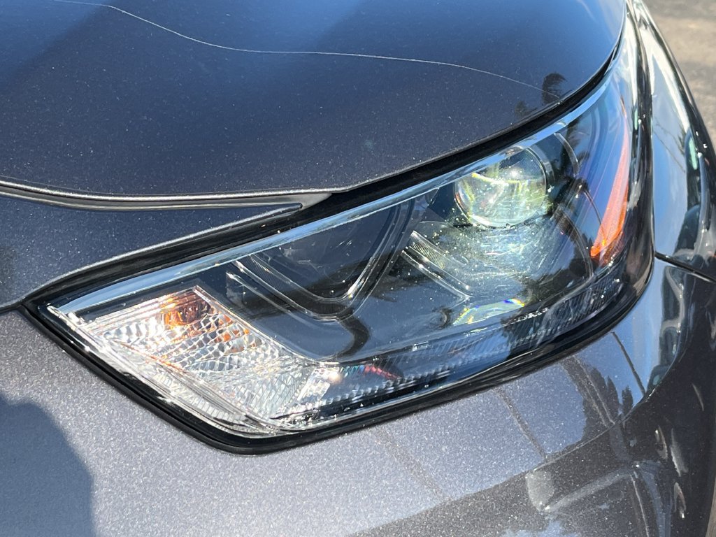 Used 2022 Toyota Highlander XLE FWD image 40