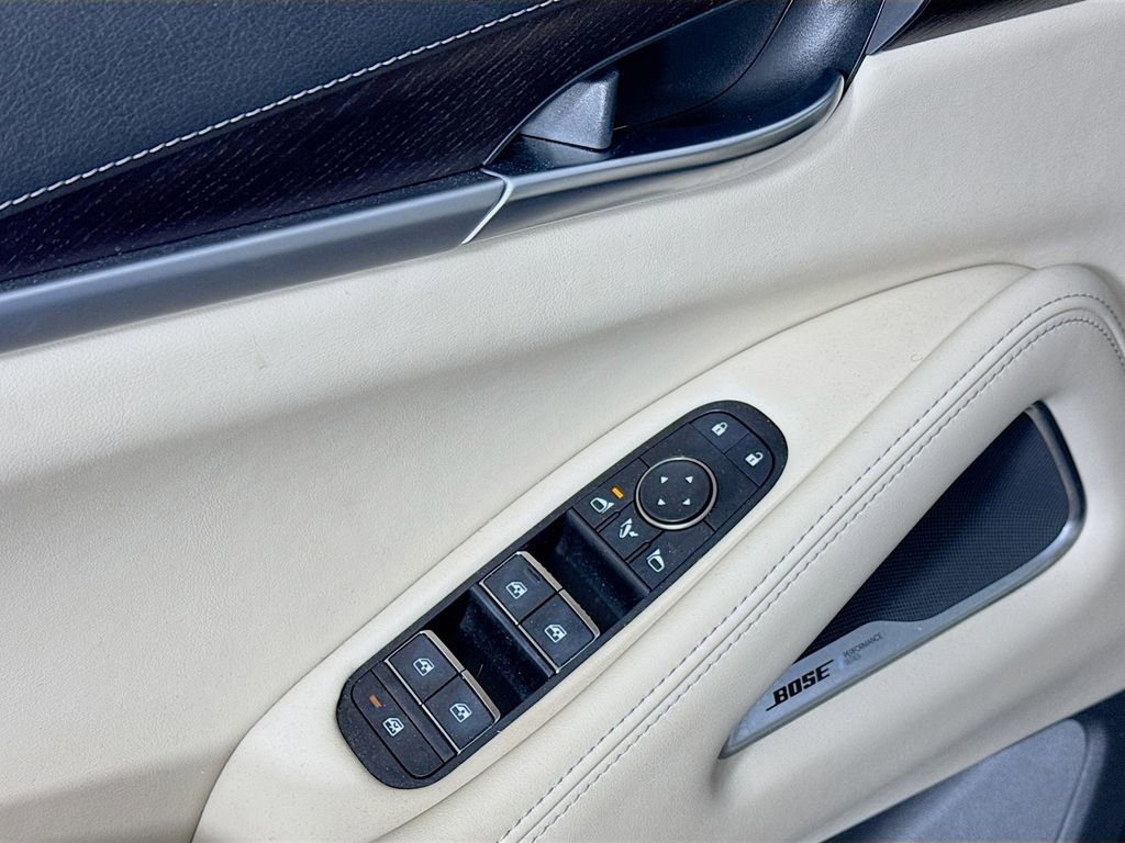 Used 2023 INFINITI QX60 Sensory w/ Cargo Package image 18