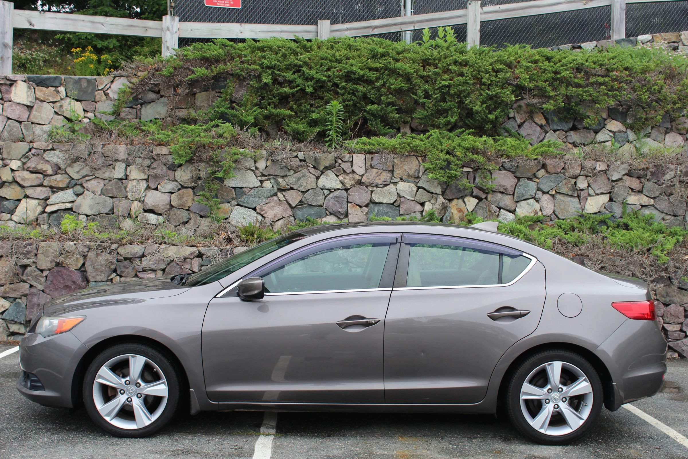 Used 2014 Acura ILX w/ Technology Package FWD image 6
