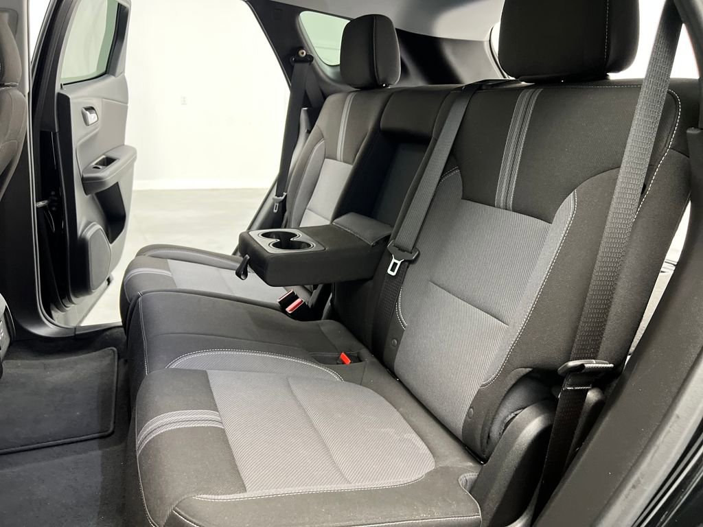 Used 2025 Chevrolet Blazer LT image 13