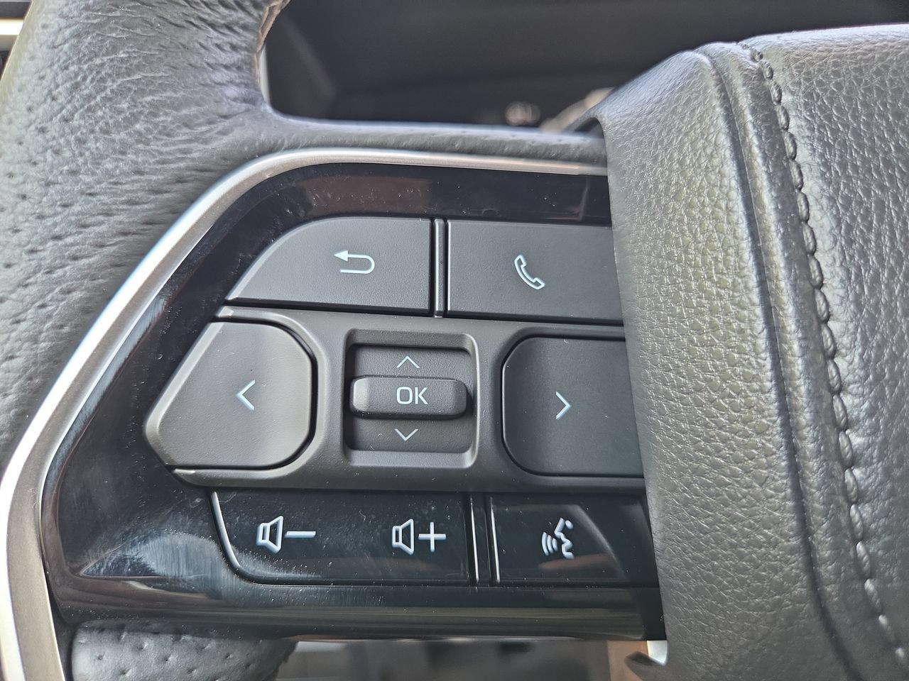 Used 2024 Toyota Tundra 1794 Edition AWD/4WD image 36