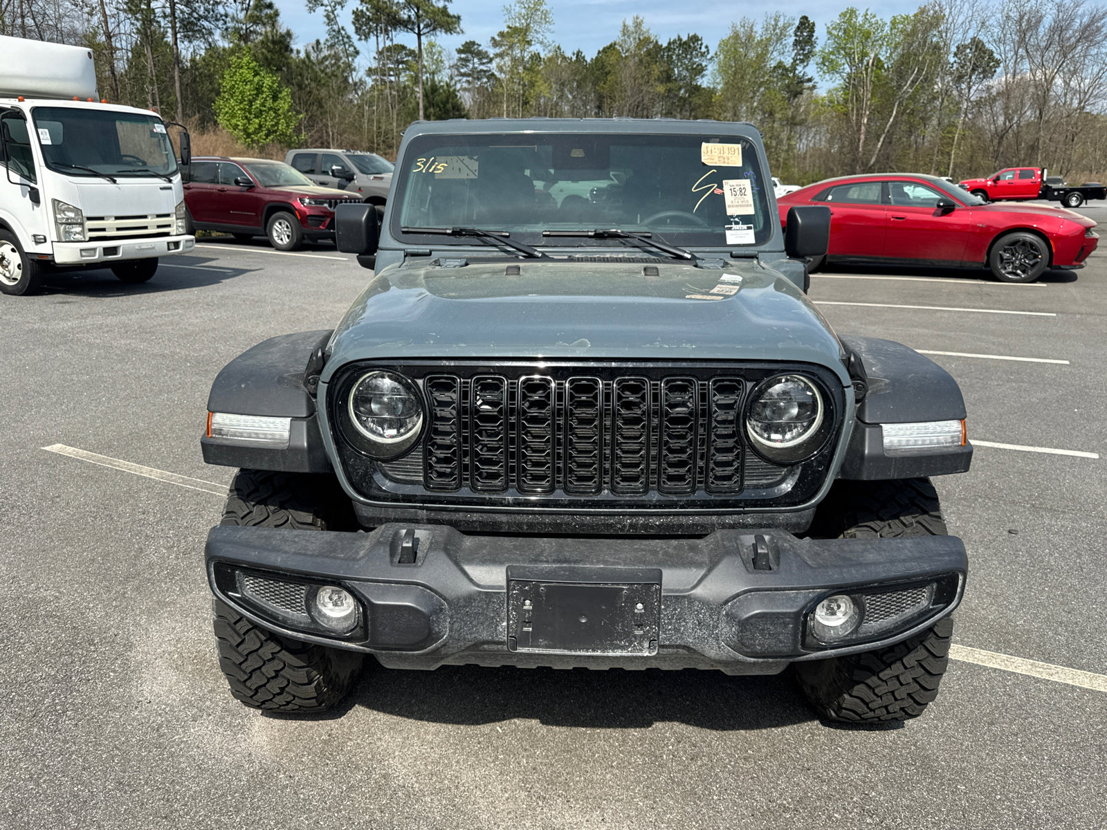 Used 2025 Jeep Wrangler Willys image 2