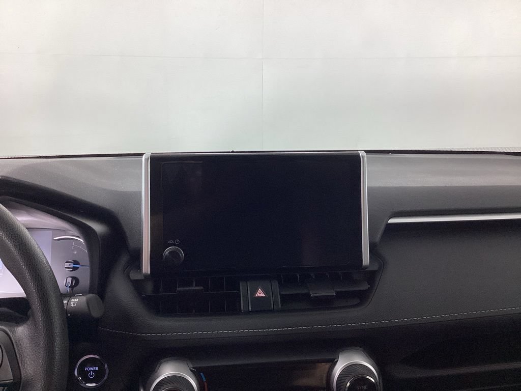 Used 2023 Toyota RAV4 XLE AWD/4WD image 18