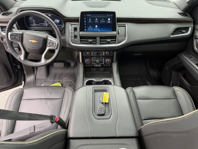 Used 2023 Chevrolet Tahoe Premier w/ Premium Package 2 AWD/4WD image 21