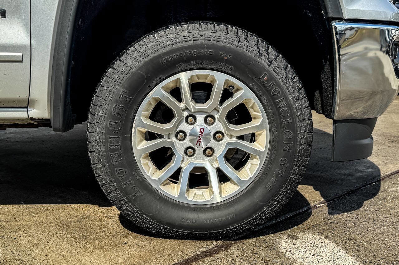 Used 2017 GMC Sierra 1500 SLE w/ SLE Value Package image 9