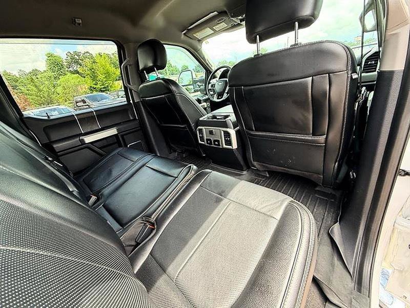 Used 2020 Ford F250 Lariat w/ Lariat Ultimate Package AWD/4WD image 29