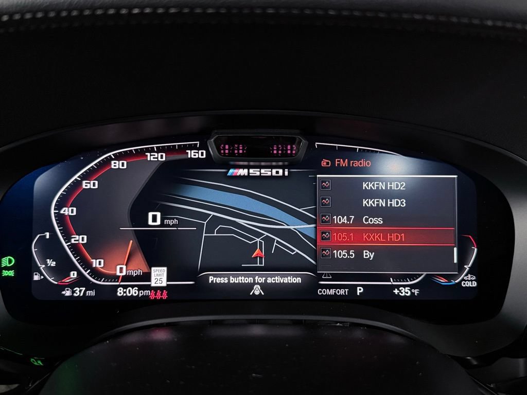 Used 2022 BMW M550i xDrive w/ Dynamic Handling Package AWD/4WD image 32