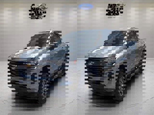 Used 2024 Chevrolet Colorado LT w/ LT Convenience Package II image 4