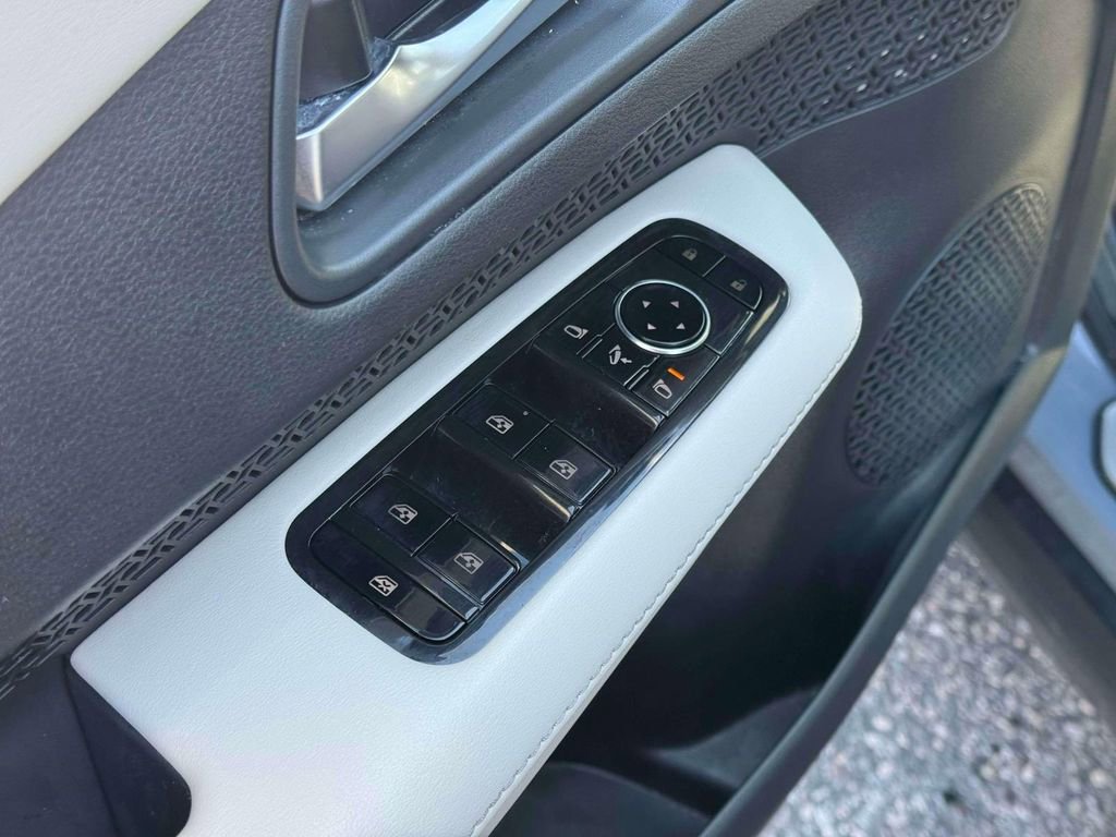 Certified 2024 Nissan Ariya ENGAGE e-4ORCE image 17