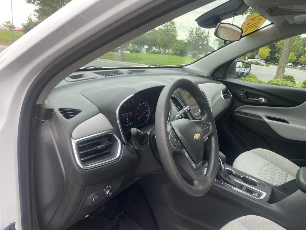 Used 2024 Chevrolet Equinox LS FWD image 14